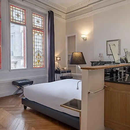 Maison Ingwe - Place Gambetta *